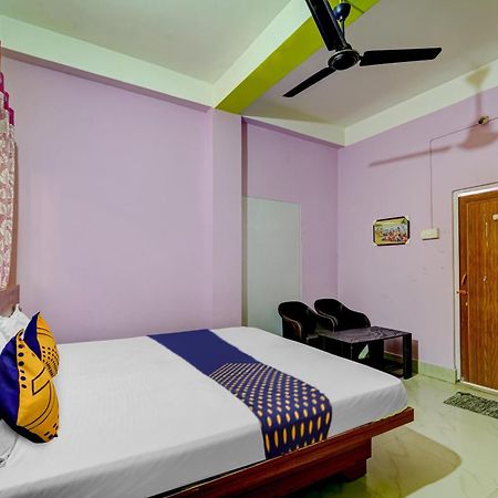 Hotel O Home Trimurti Guest House Guwahati Exterior foto