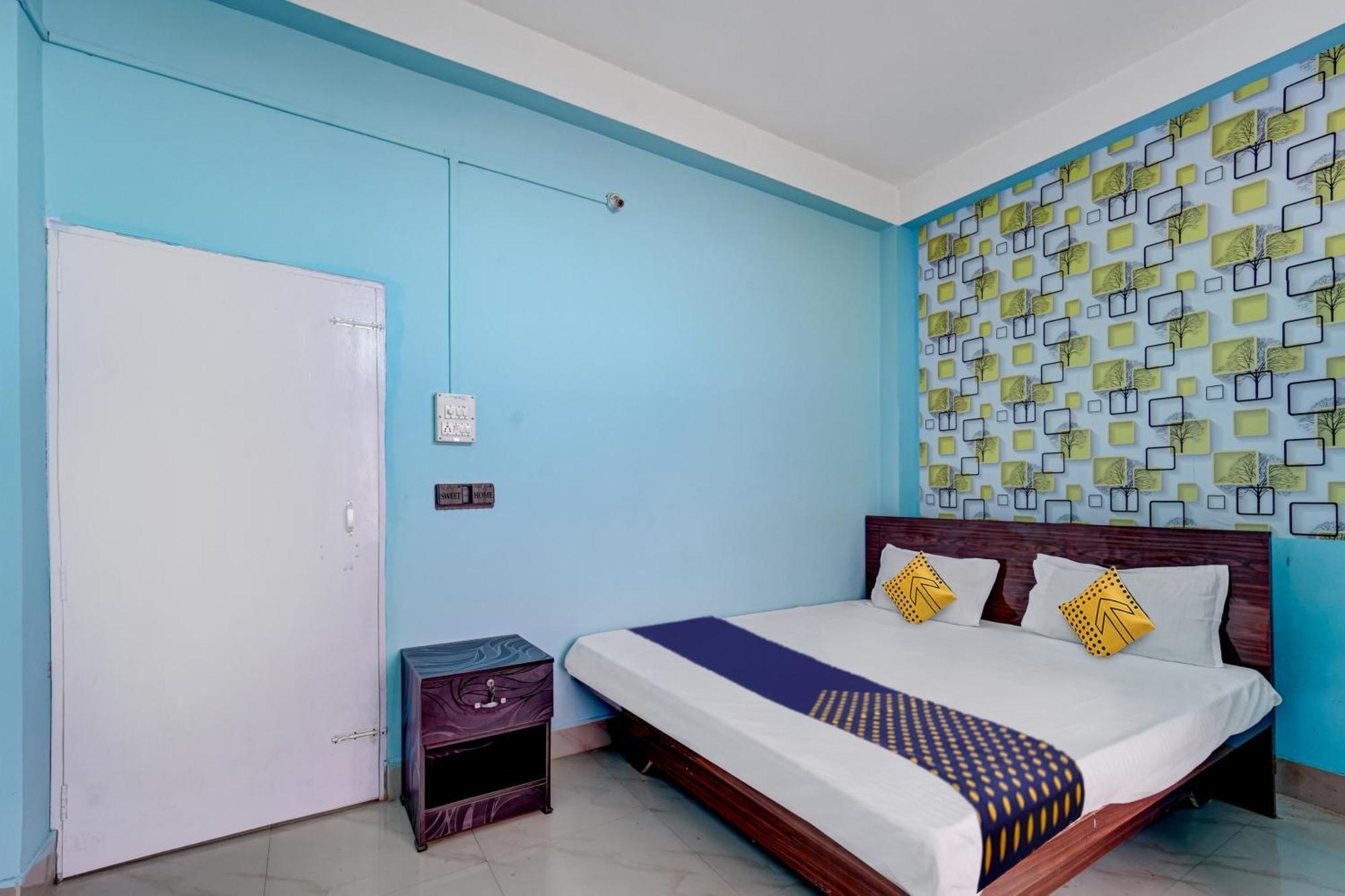 Hotel O Home Trimurti Guest House Guwahati Exterior foto