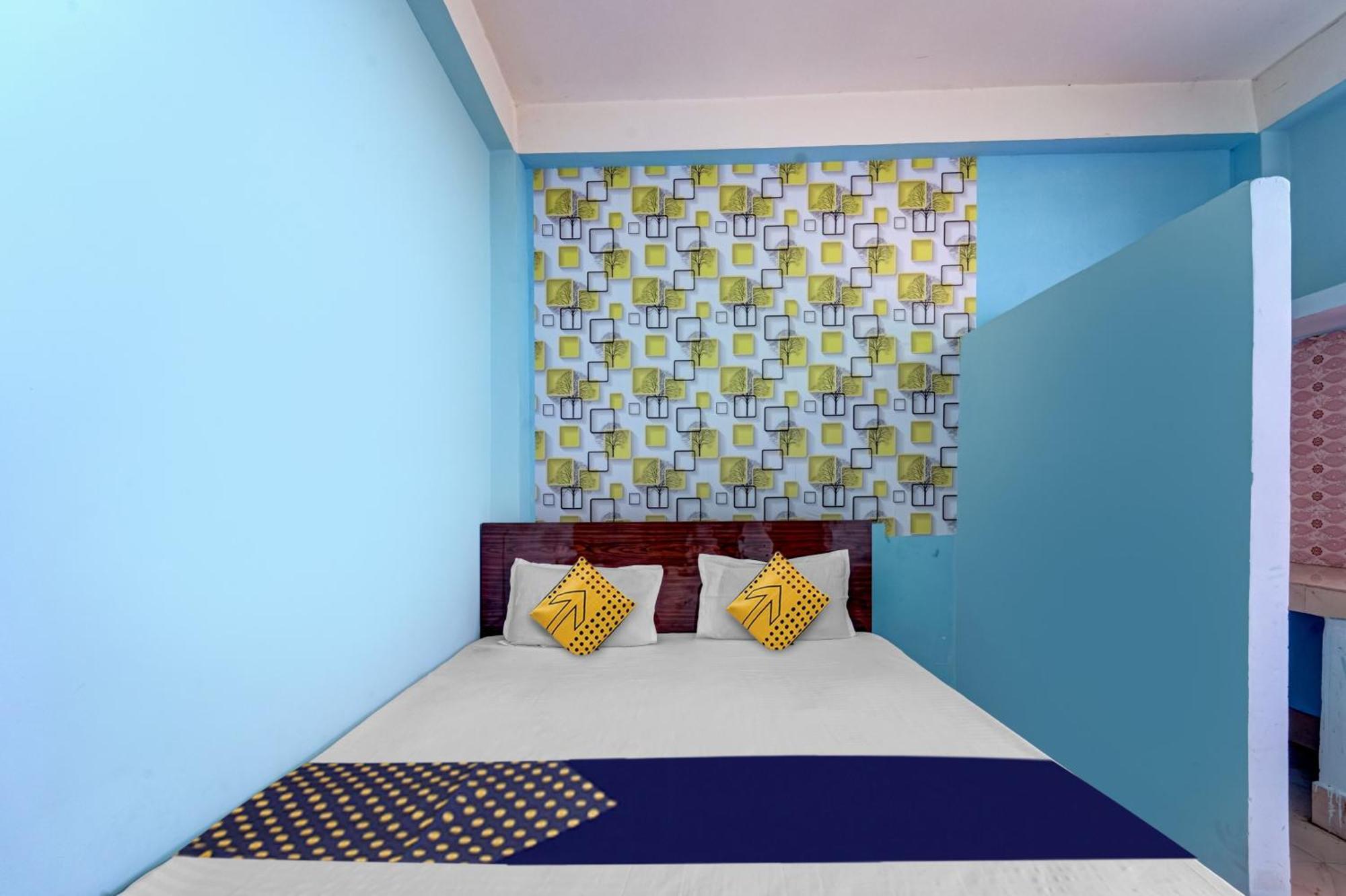 Hotel O Home Trimurti Guest House Guwahati Exterior foto